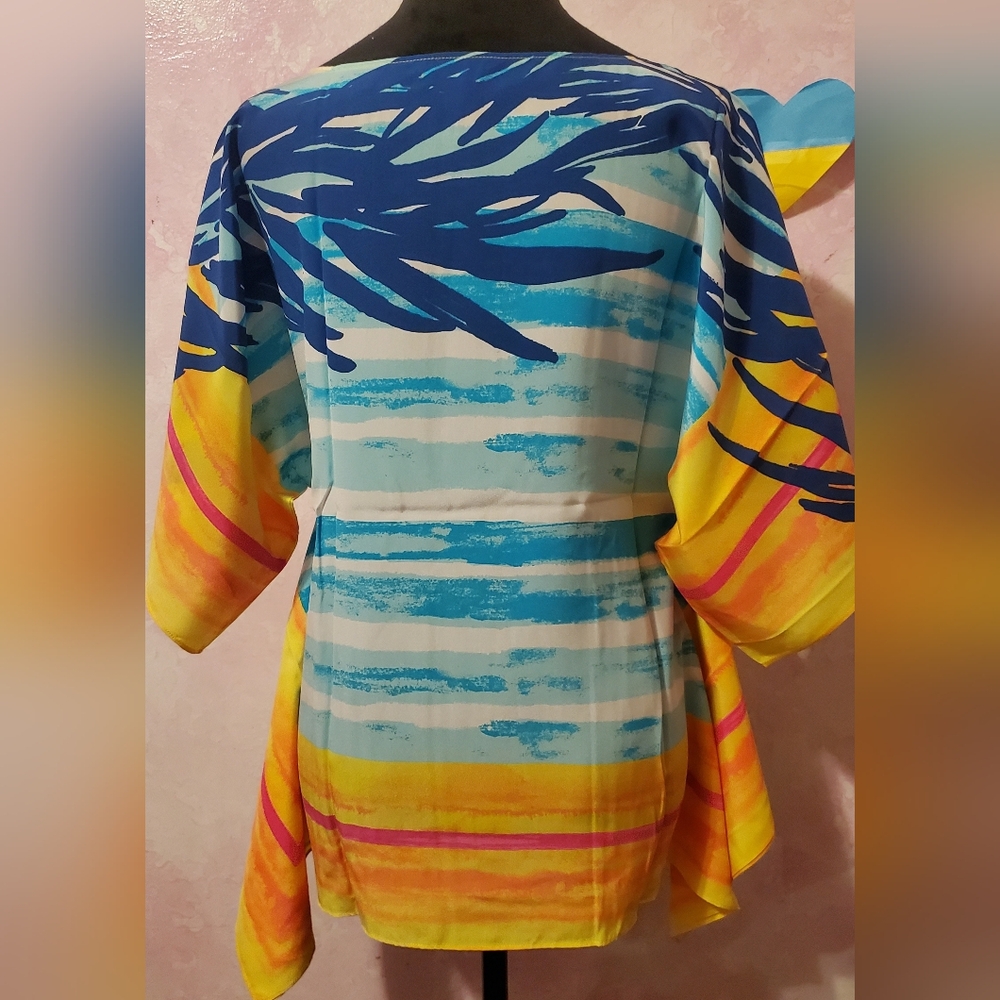 Lilly Pulitzer Vibrant Multicolor Kaftan Top - Picture 2 of 4